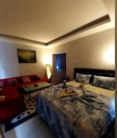 Konforlu Daire شقة
